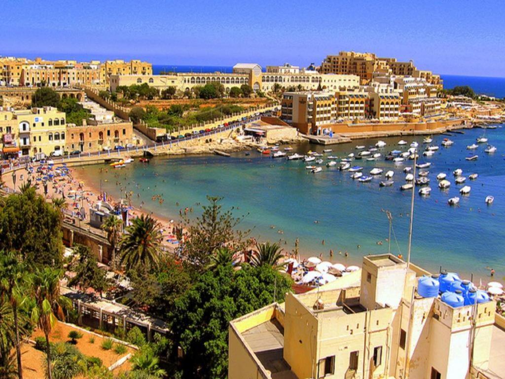 Stunning 2Br Holiday Penthouse In Central Sliema Esterno foto